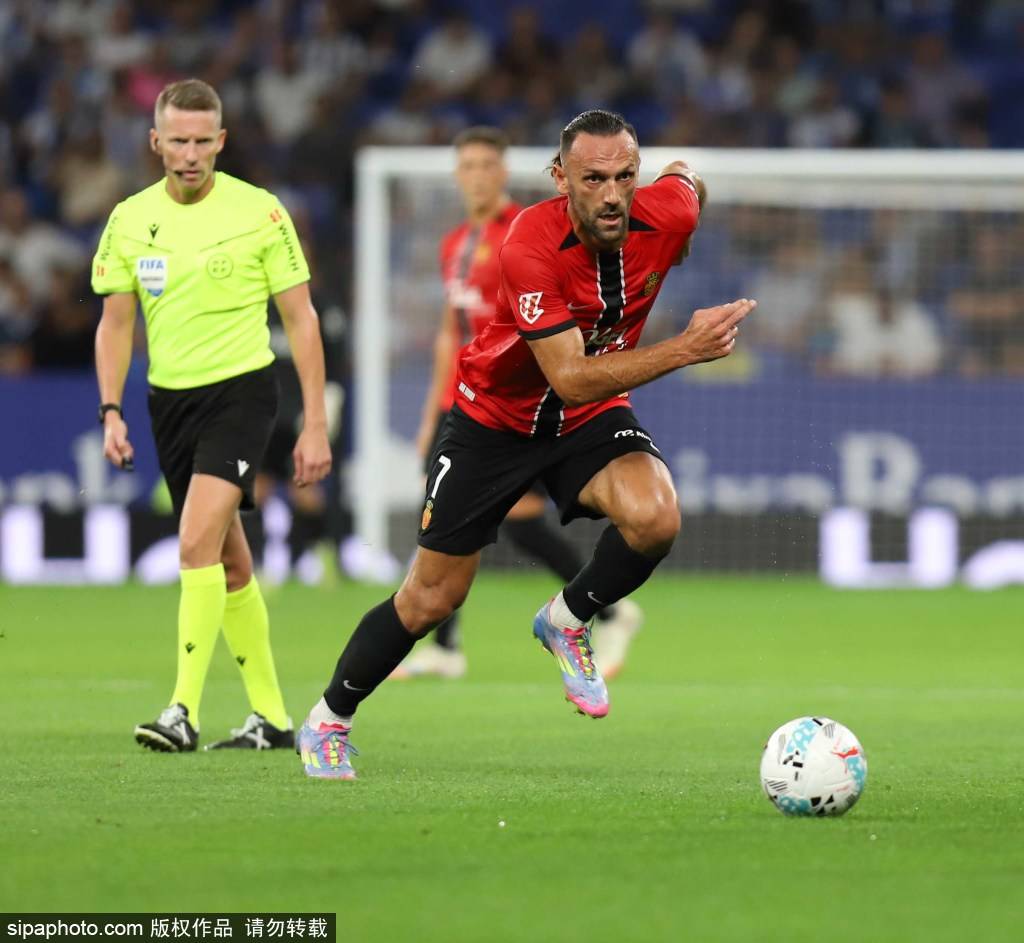 十月西甲球员国家队比赛情报｜阿拉巴、克里斯滕森献助攻